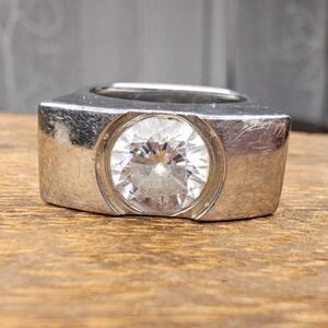 NH Stainless Steel Round CZ Square Style Ring Size 5.5